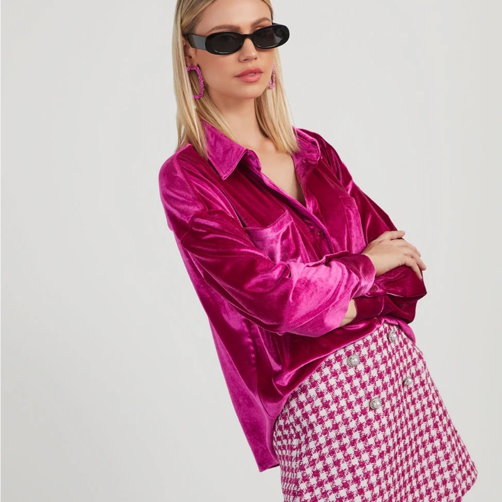 Vici Relaxed Pink Velvet button down Blouse
